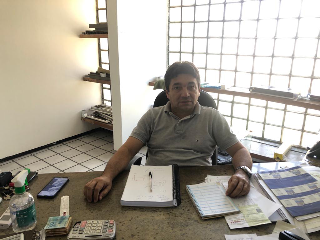 Empres&aacute;rio Charles Sousa da Construvidros